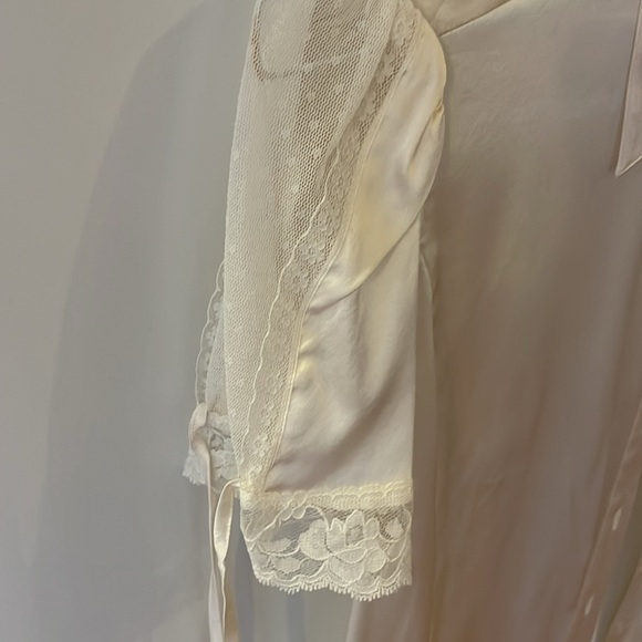 Bebe Silk Blouse - Picture 3 of 10